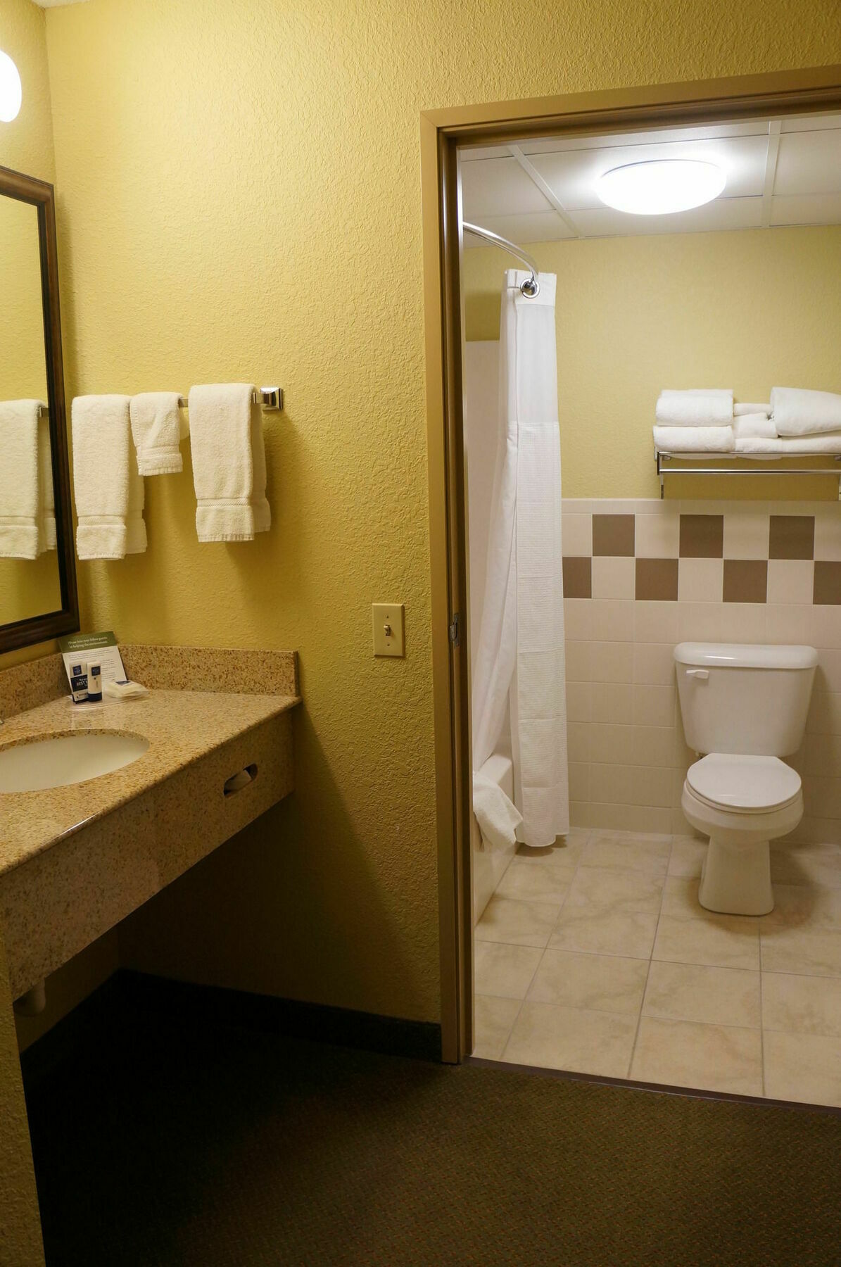 Americinn By Wyndham Hotel